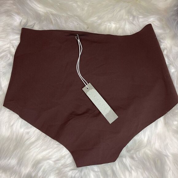 Everlane The Invisible High-Rise Hipster - Picture 3 of 7